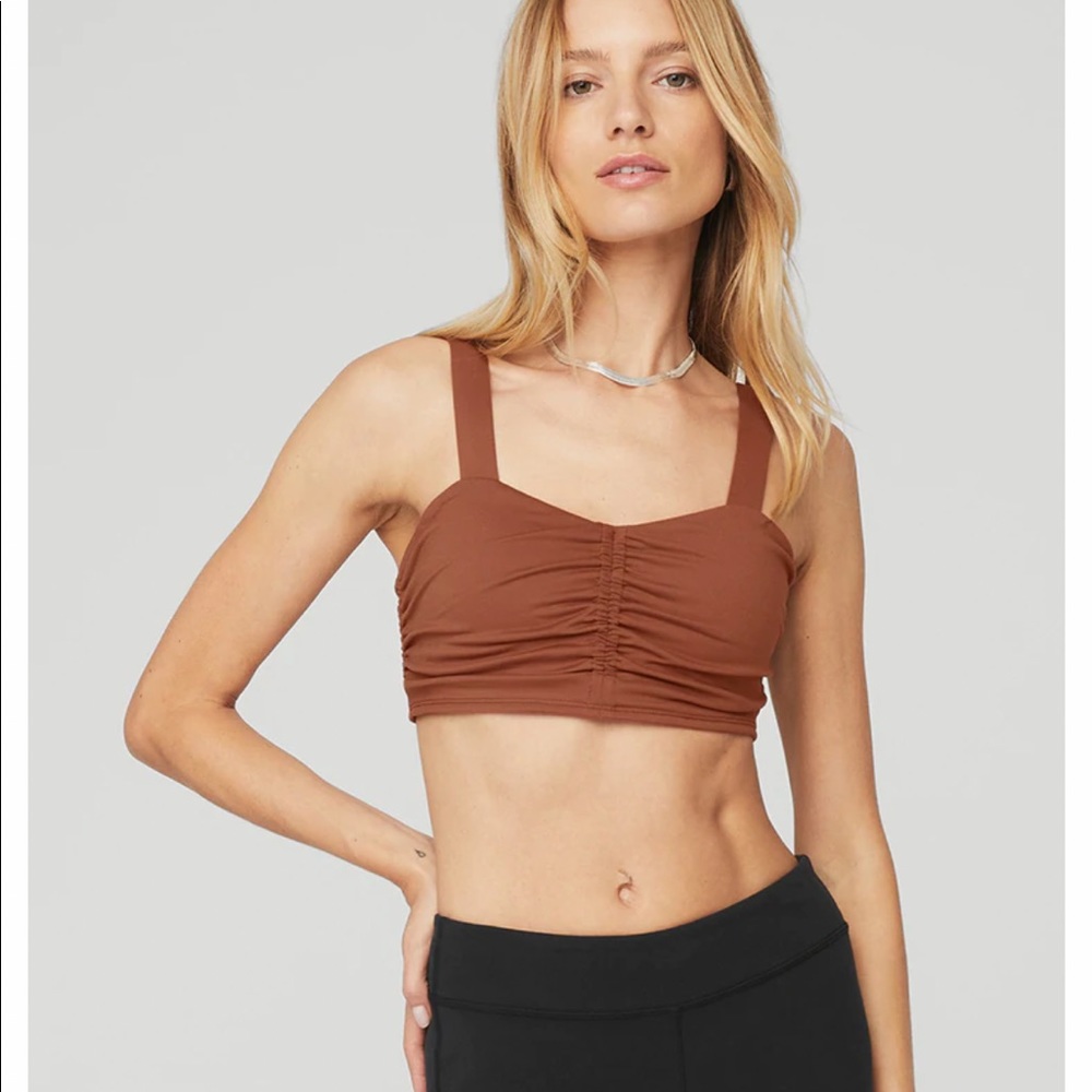 Alo Yoga Airbrush Cinch Bra (Rust color)